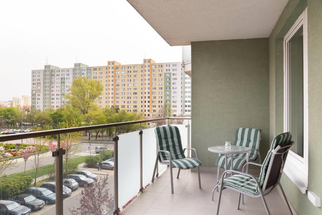 Great Tourist And Business Apartment Bratislava Exterior photo